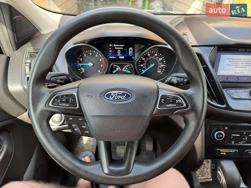 Внедорожник / Кроссовер Ford Escape 2019 в Днепре