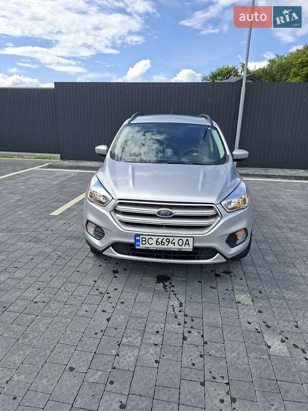 Внедорожник / Кроссовер Ford Escape 2018 в Самборе фото 15 Внедорожник / Кроссовер Ford Escape 2018 в Самборе