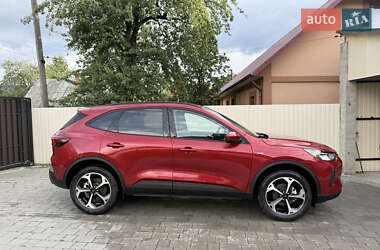 Внедорожник / Кроссовер Ford Escape 2025 в 