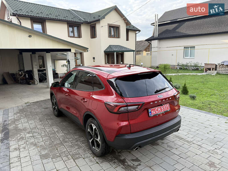Внедорожник / Кроссовер Ford Escape 2025 в Ивано-Франковске