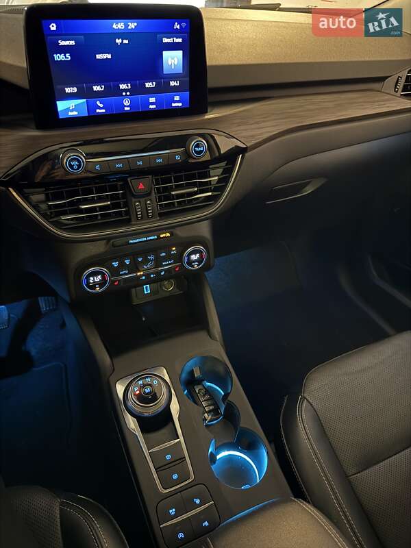 Позашляховик / Кросовер Ford Escape 2020 в Києві
