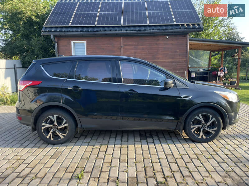 Внедорожник / Кроссовер Ford Escape 2015 в Полтаве