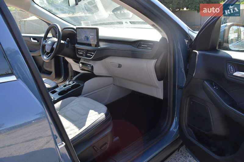 Внедорожник / Кроссовер Ford Escape 2023 в Одессе
