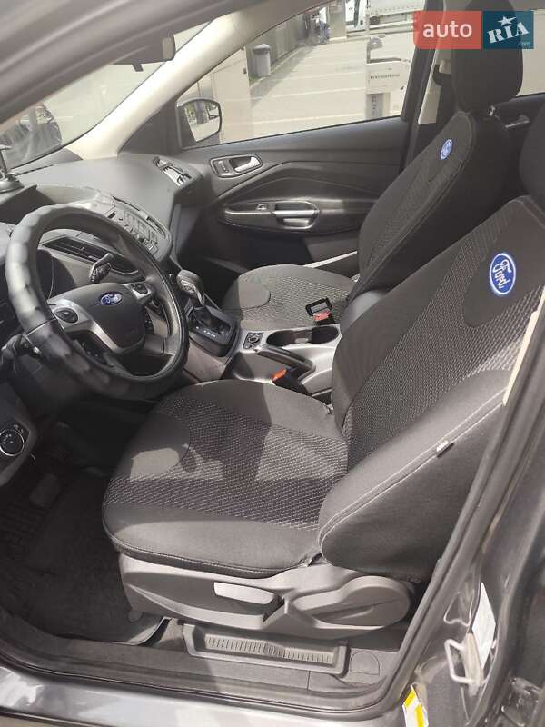 Внедорожник / Кроссовер Ford Escape 2014 в Долине