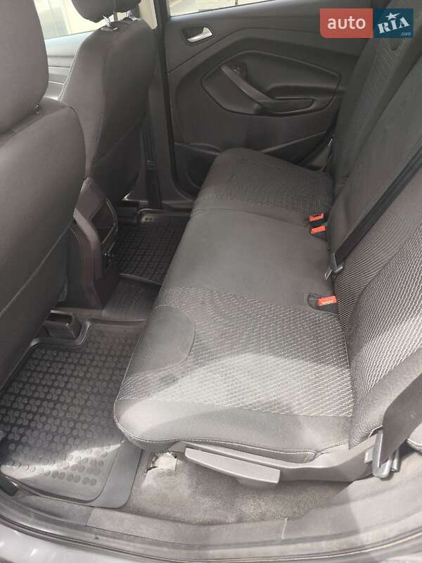 Внедорожник / Кроссовер Ford Escape 2014 в Долине