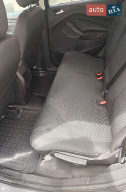 Внедорожник / Кроссовер Ford Escape 2014 в 