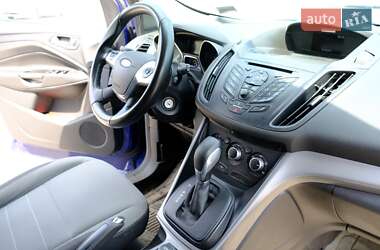Внедорожник / Кроссовер Ford Escape 2016 в Днепре