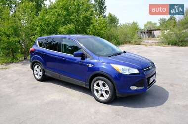 Внедорожник / Кроссовер Ford Escape 2016 в Днепре