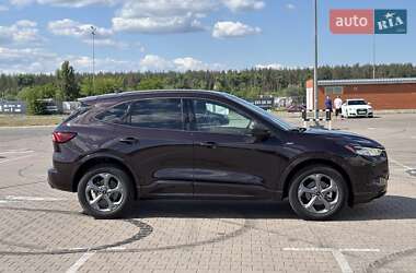 Внедорожник / Кроссовер Ford Escape 2023 в 