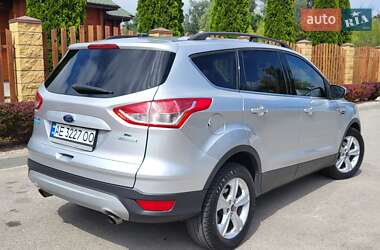 Внедорожник / Кроссовер Ford Escape 2015 в 