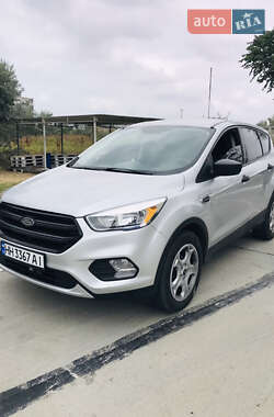 Позашляховик / Кросовер Ford Escape 2016 в Одесі