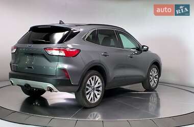 Внедорожник / Кроссовер Ford Escape 2022 в 
