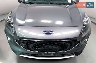 Внедорожник / Кроссовер Ford Escape 2022 в 