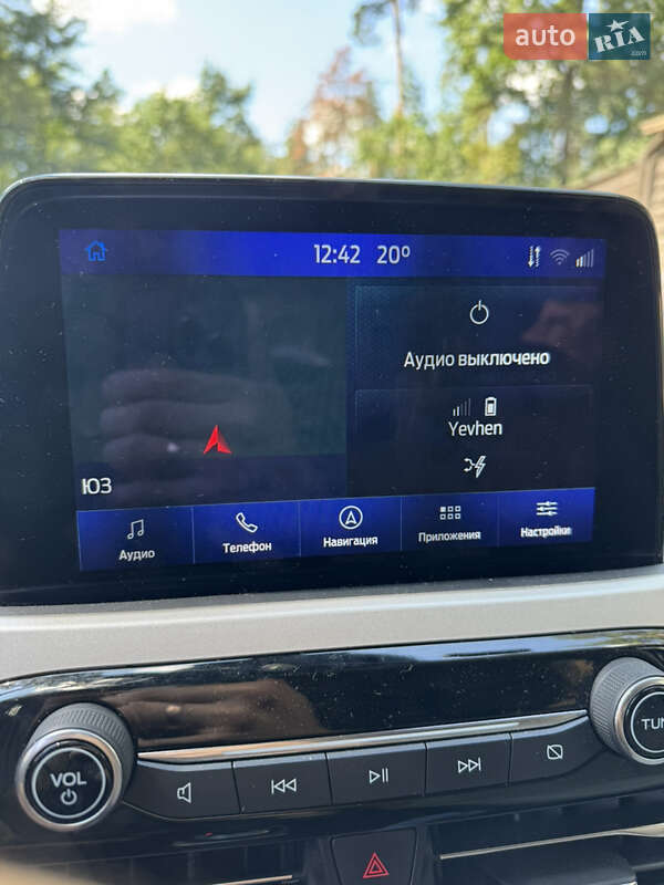 Внедорожник / Кроссовер Ford Escape 2021 в Киеве