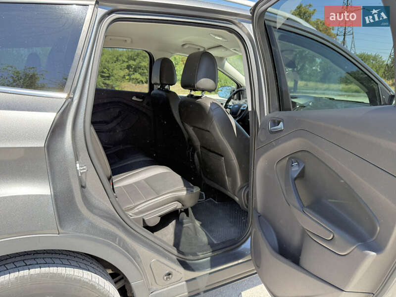 Внедорожник / Кроссовер Ford Escape 2014 в Запорожье