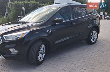 Внедорожник / Кроссовер Ford Escape 2016 в 