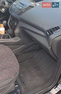 Внедорожник / Кроссовер Ford Escape 2016 в Одессе