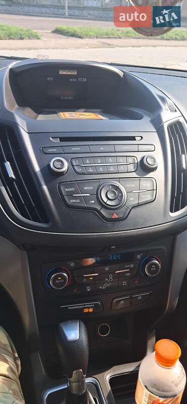 Позашляховик / Кросовер Ford Escape 2016 в Одесі