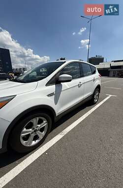 Позашляховик / Кросовер Ford Escape 2015 в Києві