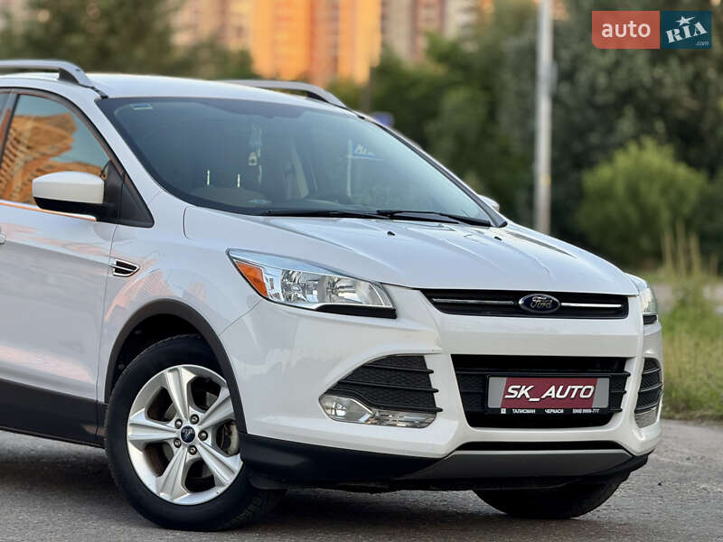 Внедорожник / Кроссовер Ford Escape 2014 в Киеве