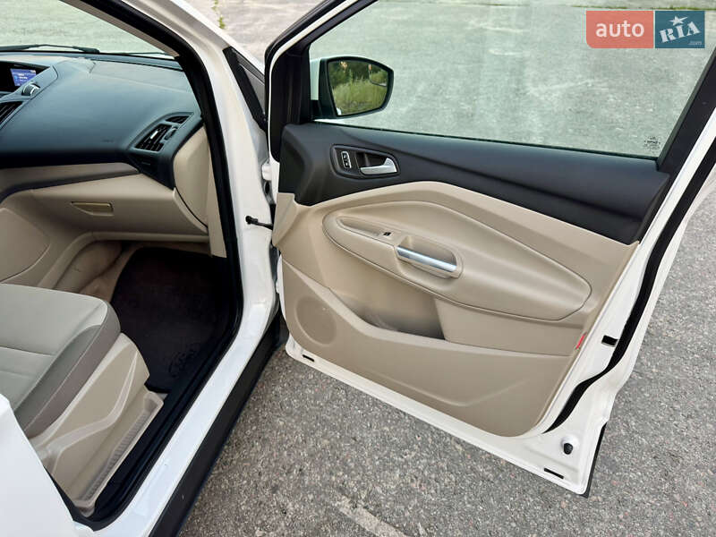 Внедорожник / Кроссовер Ford Escape 2014 в Киеве