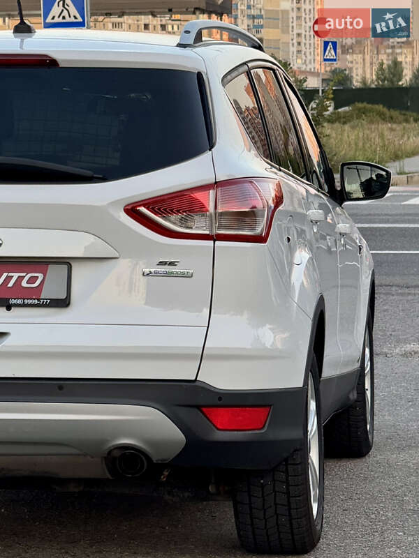 Внедорожник / Кроссовер Ford Escape 2014 в Киеве