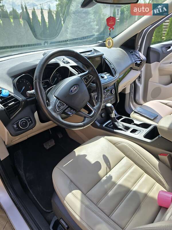 Внедорожник / Кроссовер Ford Escape 2016 в Бурштыне фото 17 Внедорожник / Кроссовер Ford Escape 2016 в Бурштыне