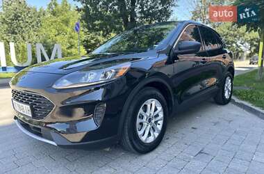 Внедорожник / Кроссовер Ford Escape 2022 в 