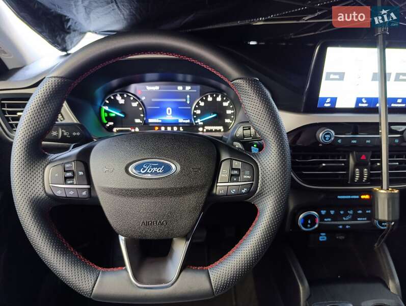 Внедорожник / Кроссовер Ford Escape 2022 в Ивано-Франковске