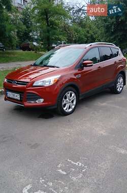 Внедорожник / Кроссовер Ford Escape 2016 в 