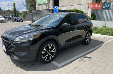 Внедорожник / Кроссовер Ford Escape 2022 в 