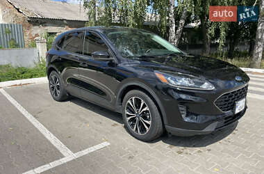 Внедорожник / Кроссовер Ford Escape 2022 в 