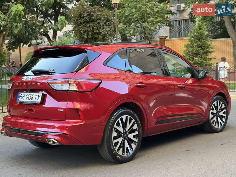 Внедорожник / Кроссовер Ford Escape 2020 в Одессе