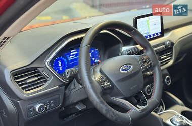 Внедорожник / Кроссовер Ford Escape 2020 в 