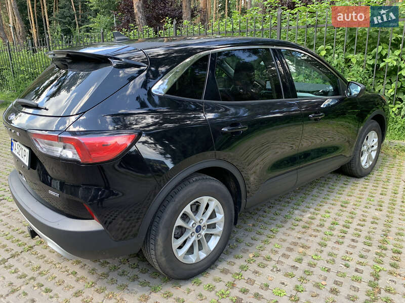 Внедорожник / Кроссовер Ford Escape 2022 в Киеве