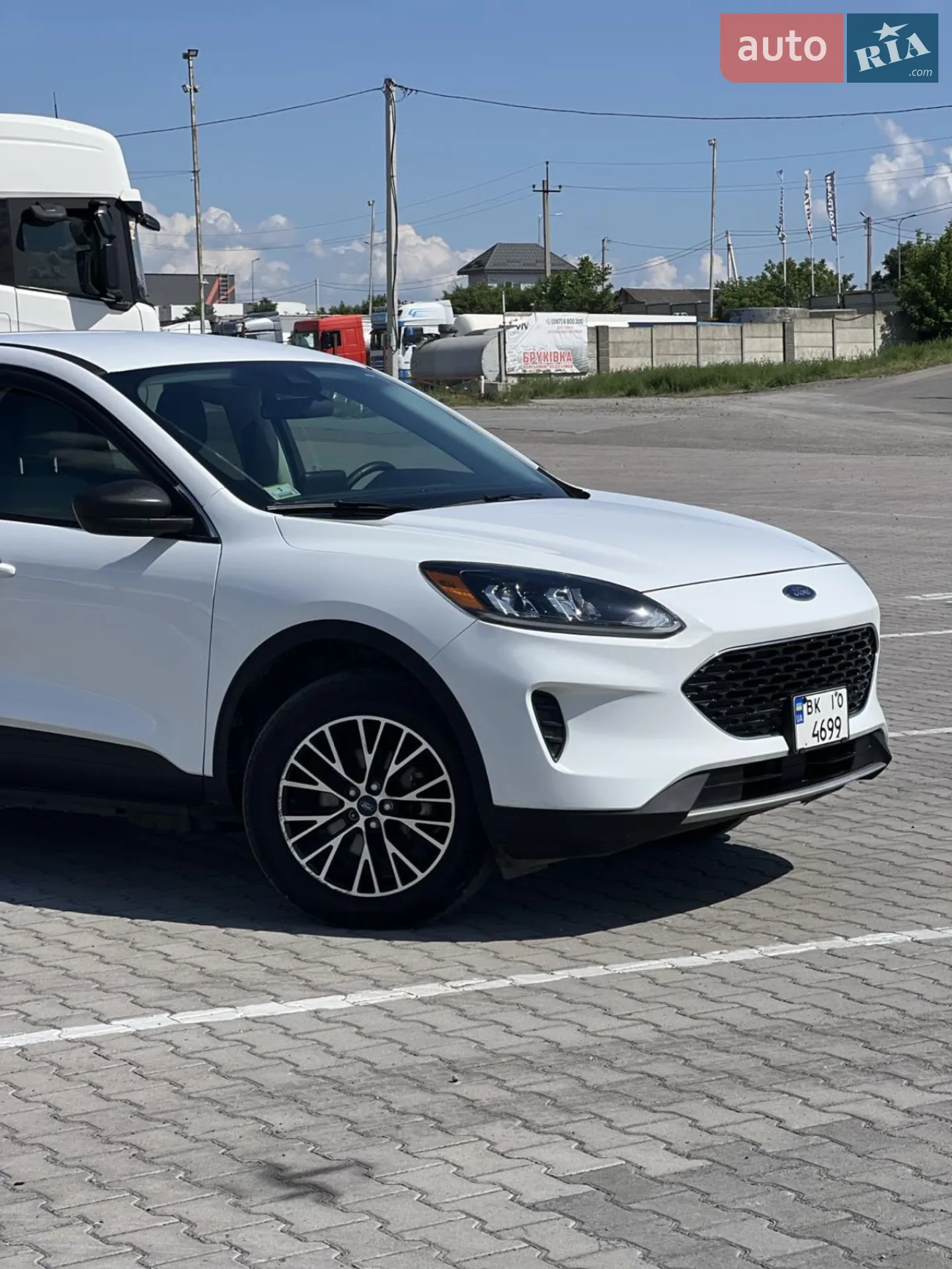 Ford Escape 2022 VIN 1FMCU0EZ0NUB90323 фото оголошення 12 з 31