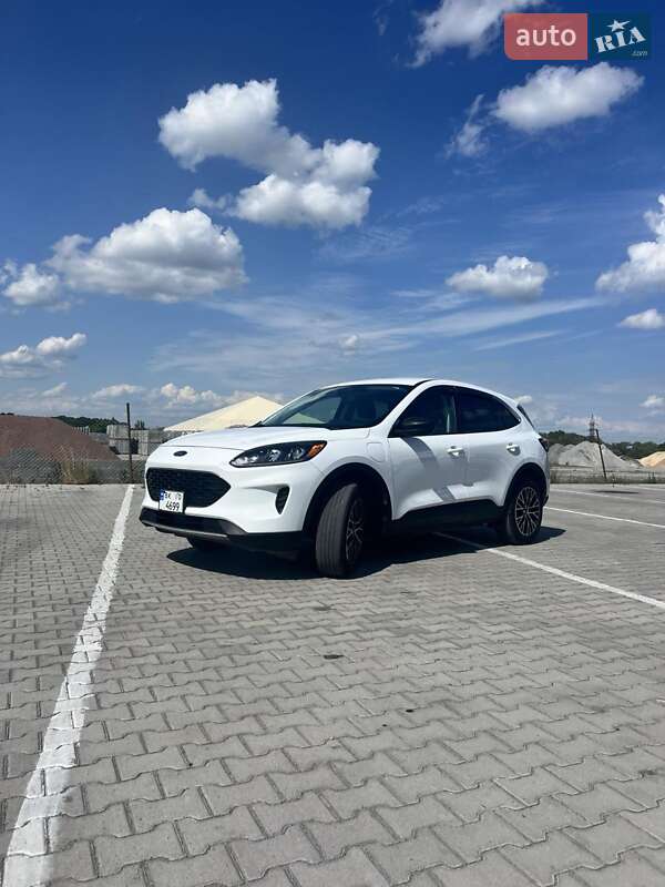Внедорожник / Кроссовер Ford Escape 2022 в Ровно