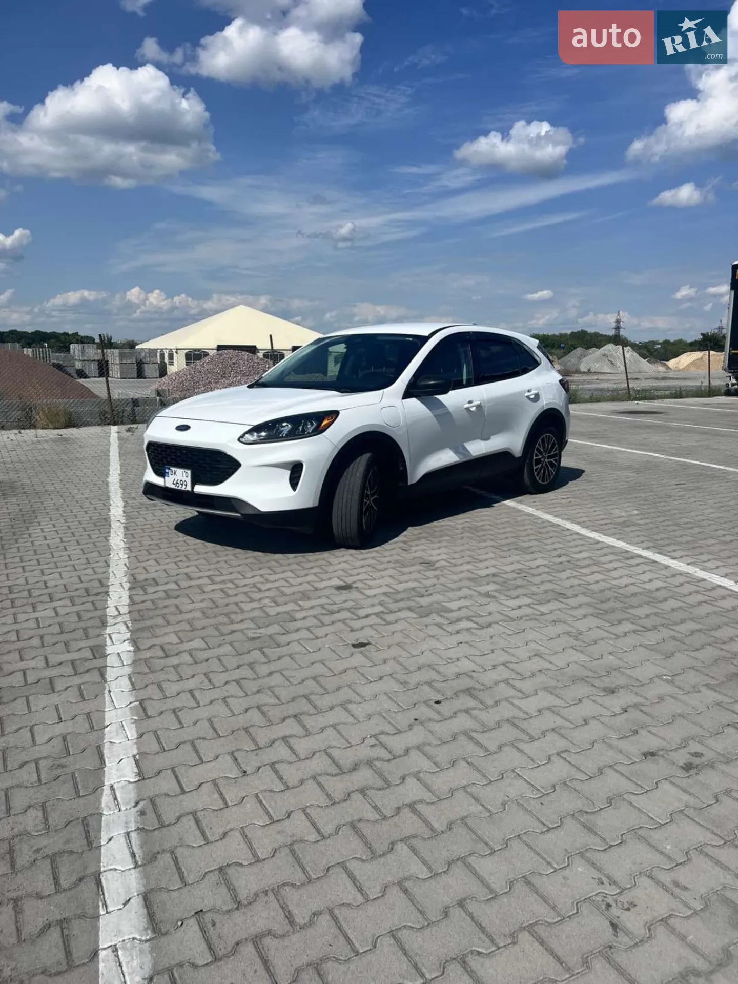 Ford Escape 2022 VIN 1FMCU0EZ0NUB90323 фото оголошення 16 з 31