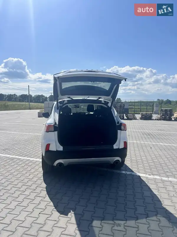 Ford Escape 2022 VIN 1FMCU0EZ0NUB90323 фото оголошення 18 з 80