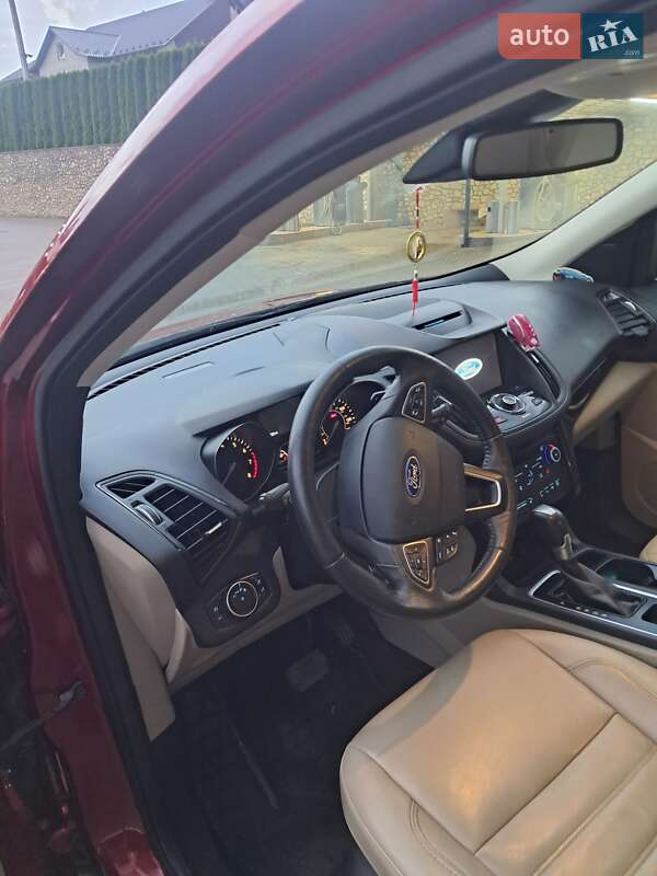 Внедорожник / Кроссовер Ford Escape 2018 в Подволочиске