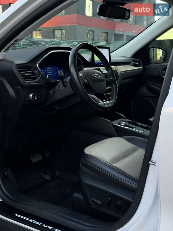 Внедорожник / Кроссовер Ford Escape 2021 в Киеве фото 32 Внедорожник / Кроссовер Ford Escape 2021 в Киеве