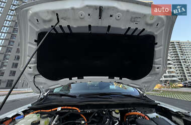 Внедорожник / Кроссовер Ford Escape 2021 в 