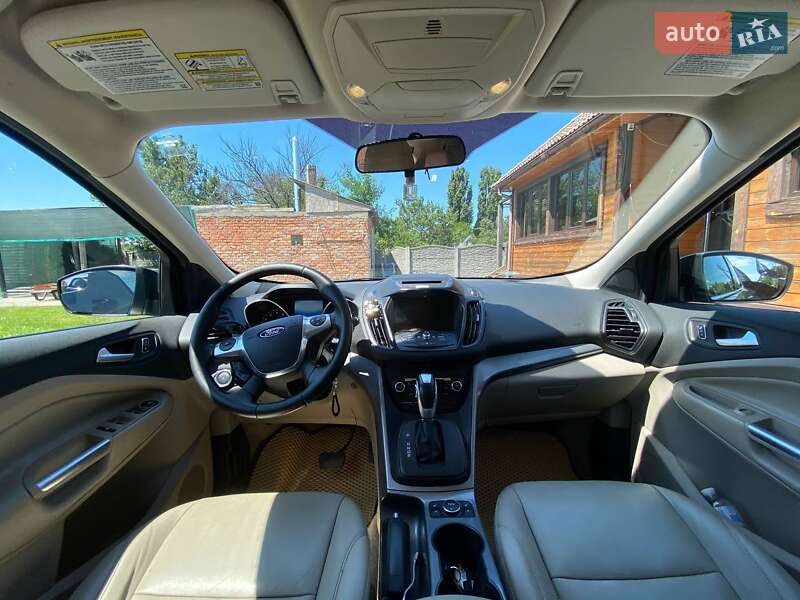 Внедорожник / Кроссовер Ford Escape 2016 в Кременчуге
