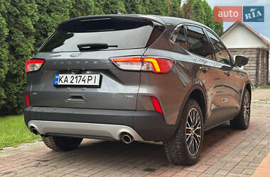 Внедорожник / Кроссовер Ford Escape 2022 в 