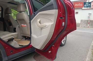 Внедорожник / Кроссовер Ford Escape 2013 в 