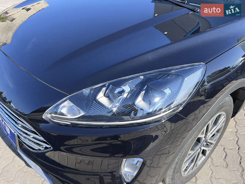 Внедорожник / Кроссовер Ford Escape 2020 в Нововолынске