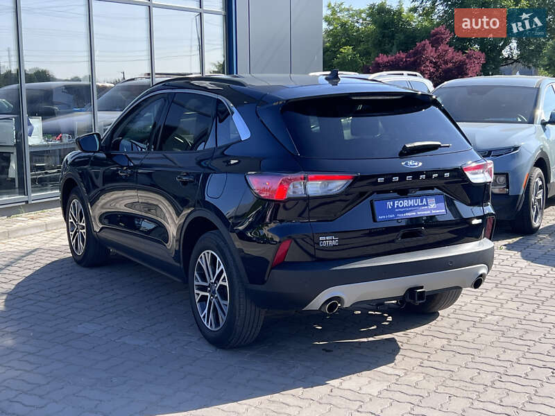 Внедорожник / Кроссовер Ford Escape 2020 в Нововолынске