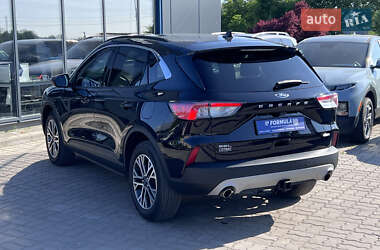 Внедорожник / Кроссовер Ford Escape 2020 в 