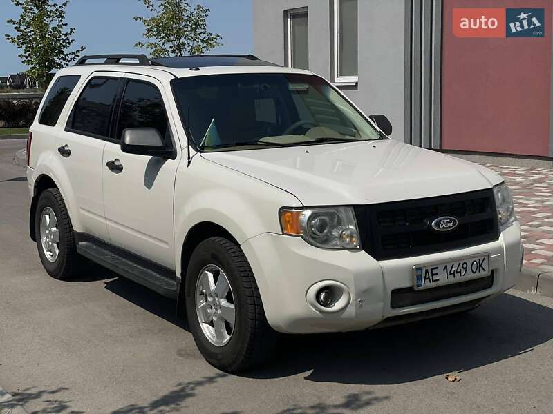 Внедорожник / Кроссовер Ford Escape 2012 в Днепре