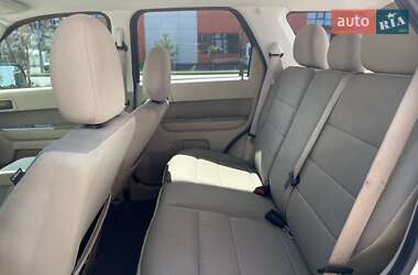 Внедорожник / Кроссовер Ford Escape 2012 в 